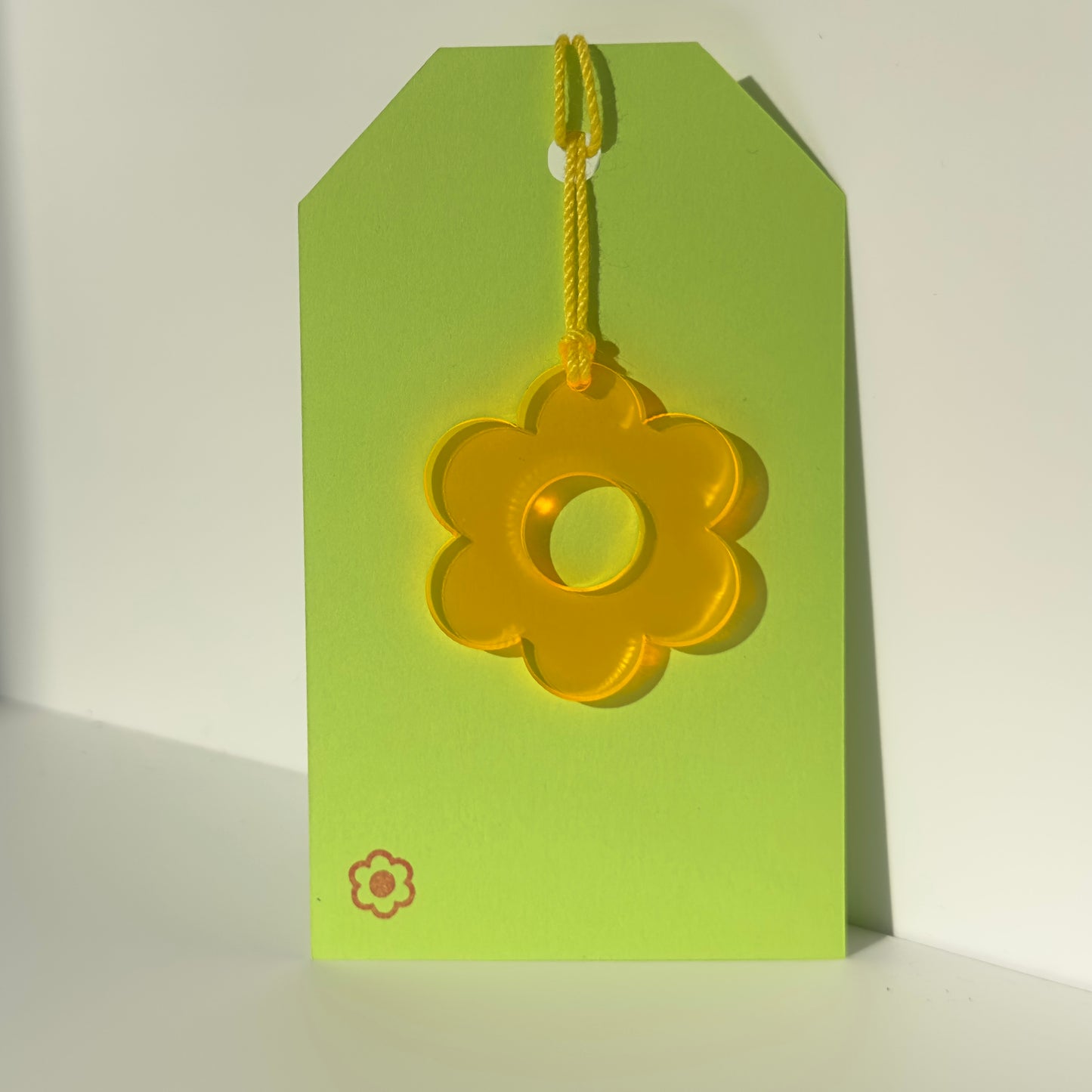 Acrylic Neon Daisy Gift Tag