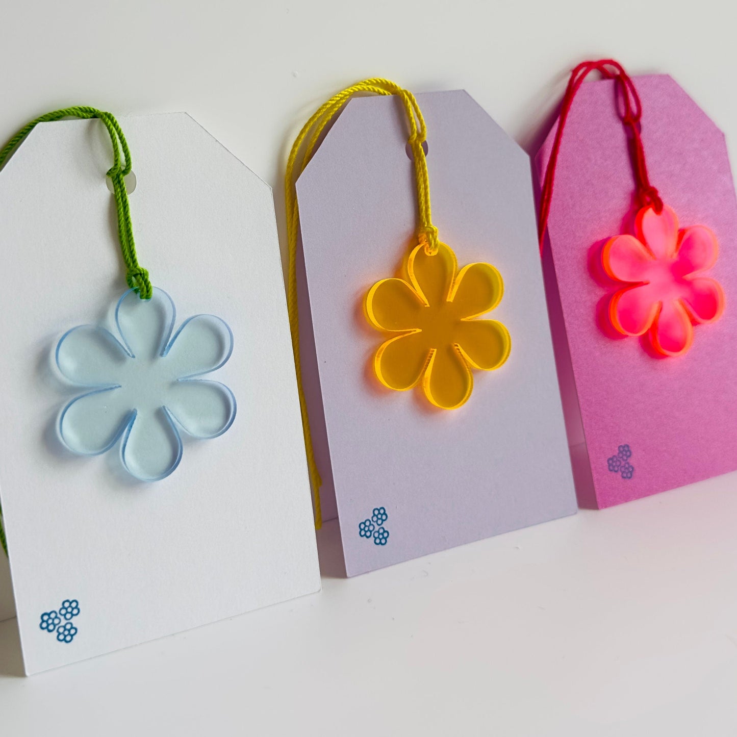 Acrylic Flower Gift Tag