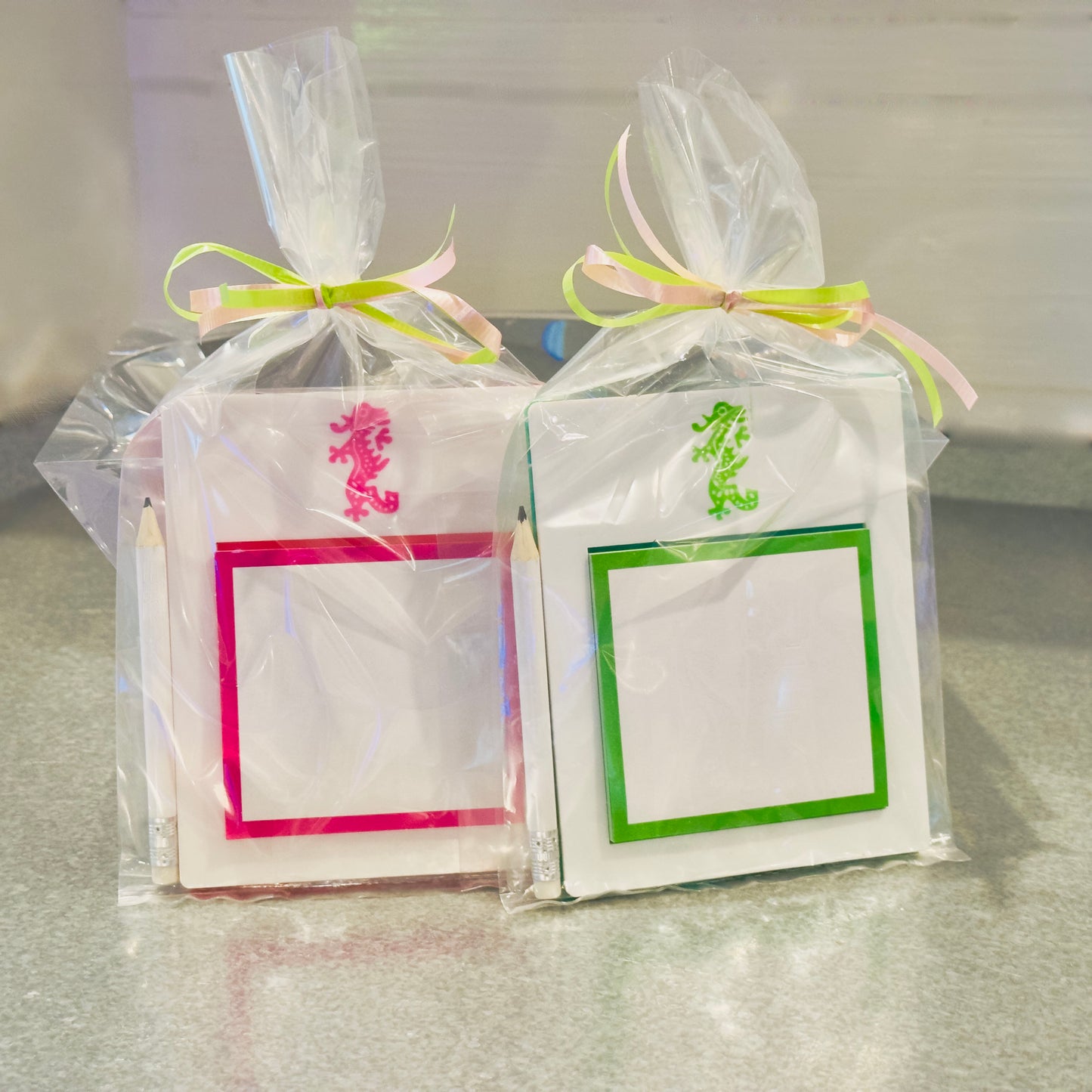 Acrylic Mahjong Post-it-Note Holder